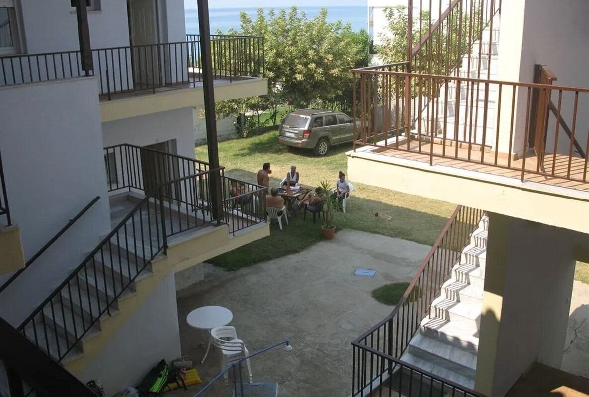 Фотографія Alkmini Apartments 3*